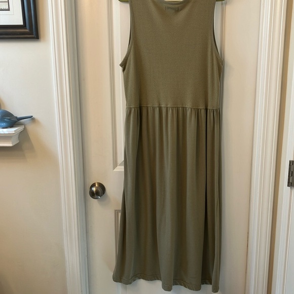 Olive Green Sleeveless V-Neck Sundress - Picture 3 of 4